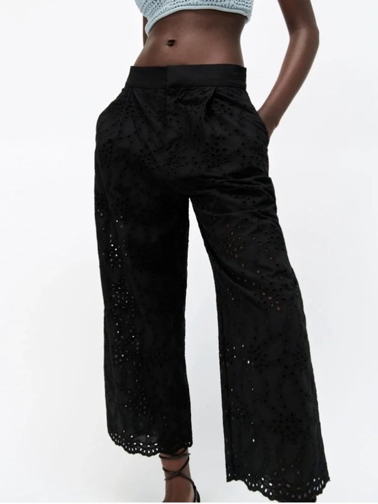Zara Pants - Zara Black Openwork Embroidery Eyelet‎ Cropped Trousers Size L NWT